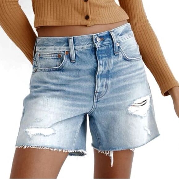 NWT Madewell Relaxed Mid-Length Denim Shorts Steenwick Wash Distressed Size 32